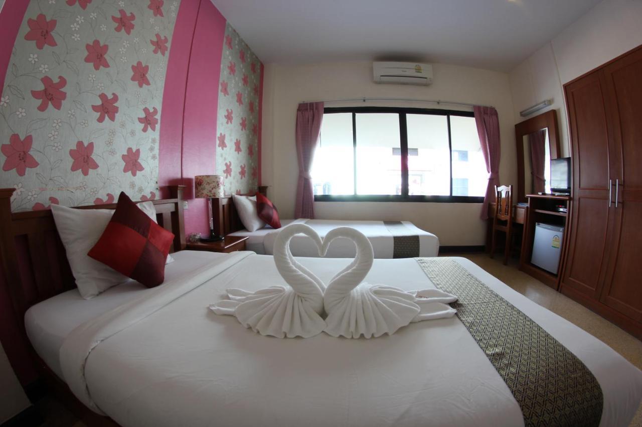 Myplace@Surat Hotel Сурат Тхани Екстериор снимка