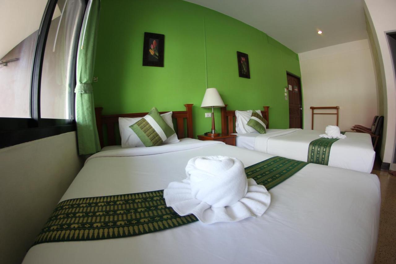 Myplace@Surat Hotel Сурат Тхани Екстериор снимка